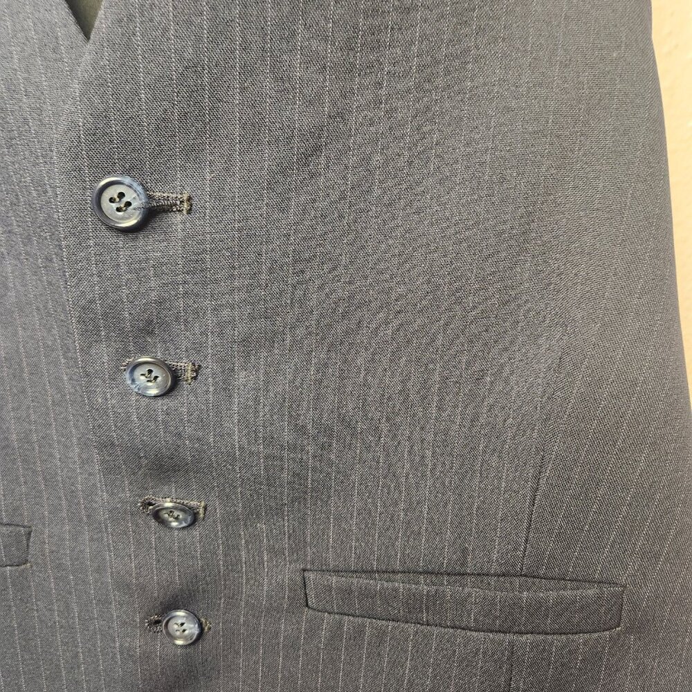 Men's Suit Blue Pinstripe Jacket and Vest Size 40R Made in the USA - Picture 4 of 12